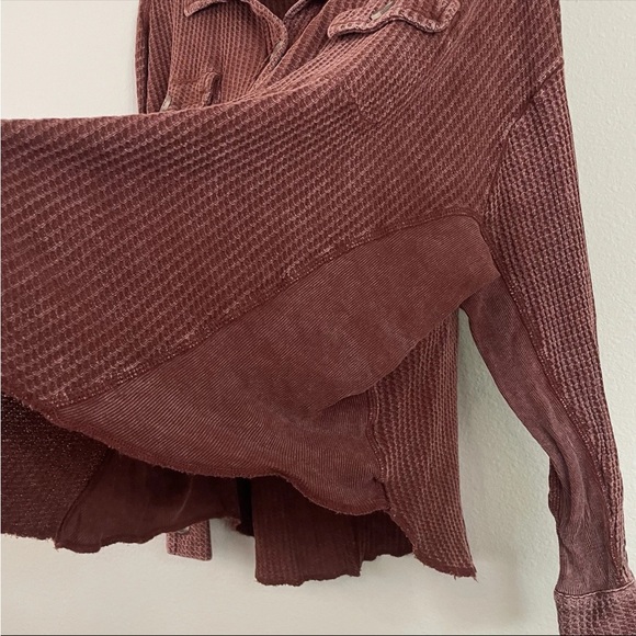 Oversized Waffle Shacket - Picture 4 of 9